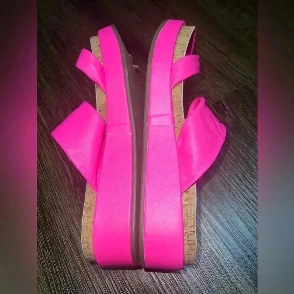 GOLO Roxy Pink Leather Platform Arch Padded/ Support‎ Sandals Sz 7.5